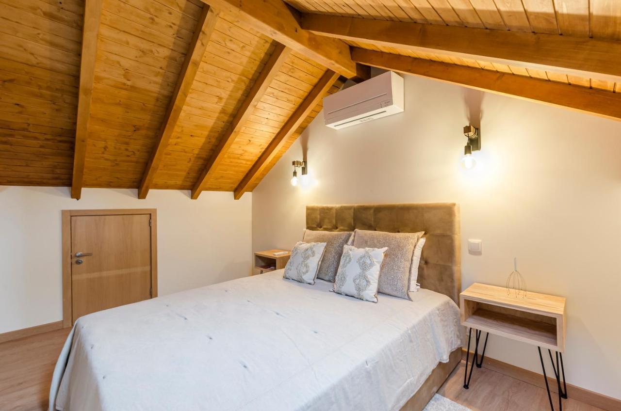 Chalet Villas Geres Villa